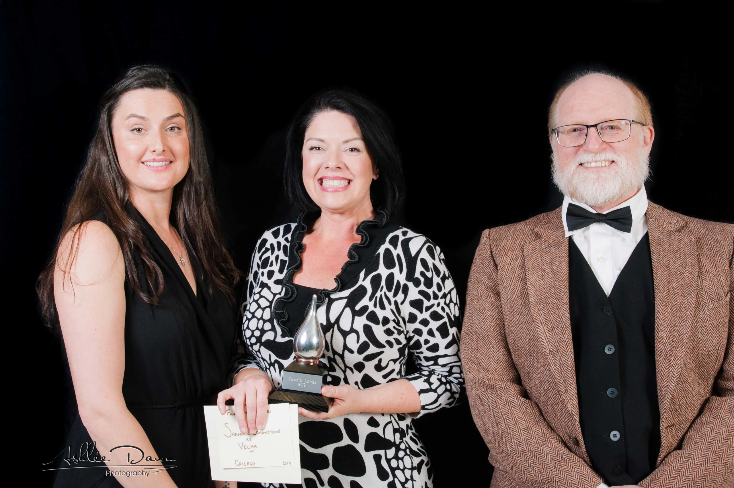 Shannon with her Buddy Award and presenters