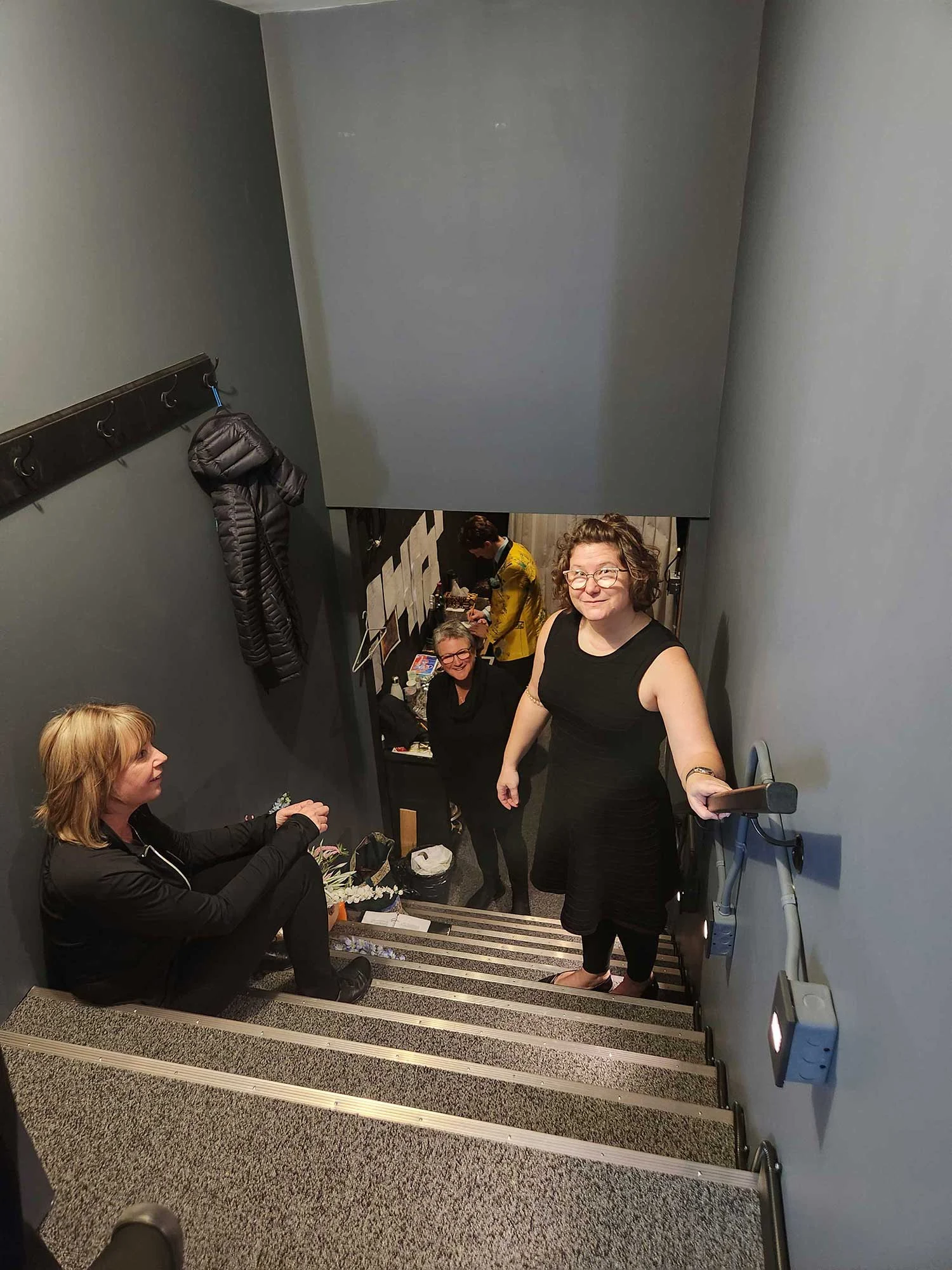 Lori, Heather,Janice backstage