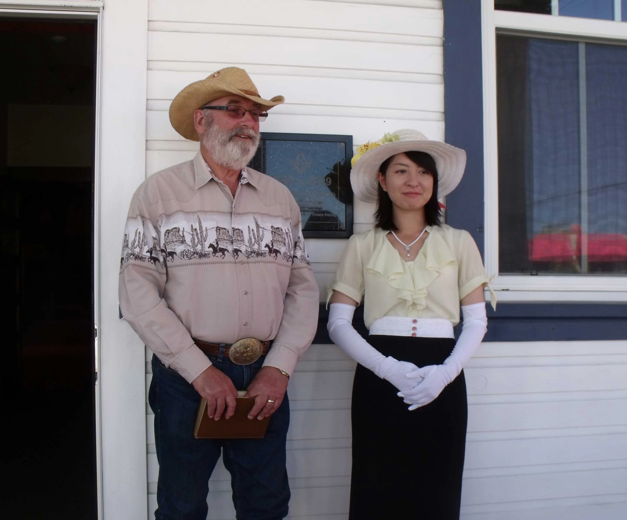 Kevin & Harue, a volunteer