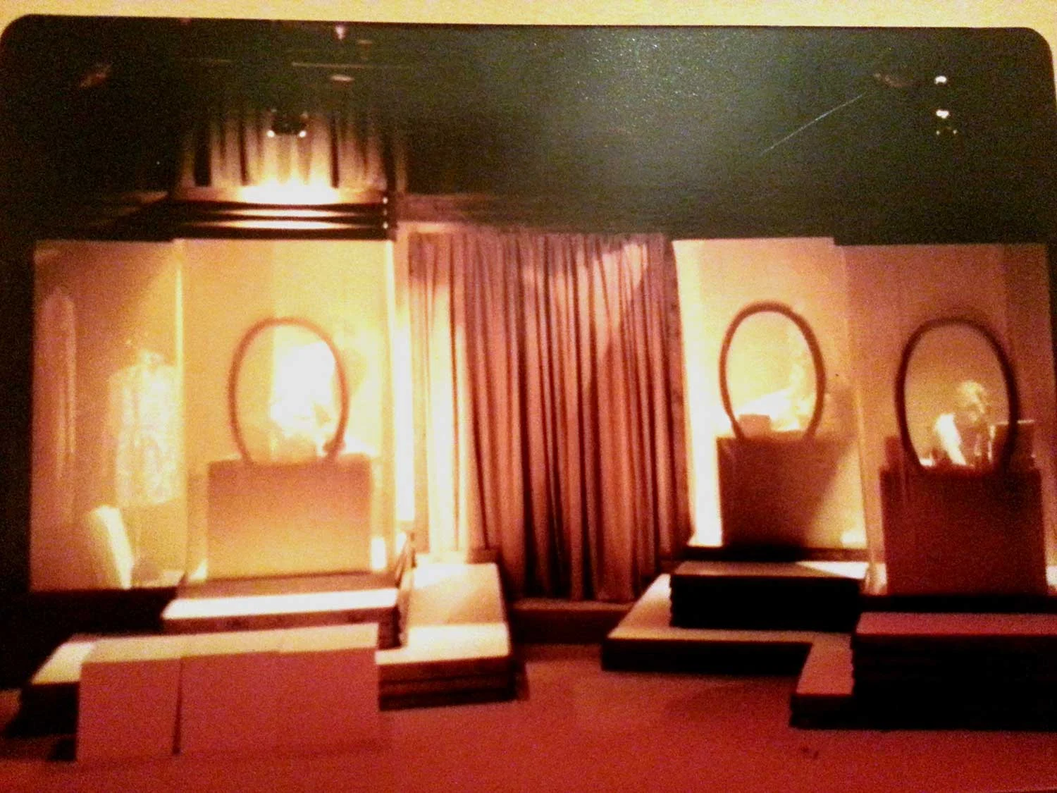 1982 Vanities set